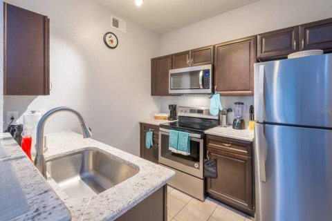 Condo in Kissimmee, Florida, 1 bedroom  № 1853532 - photo 12