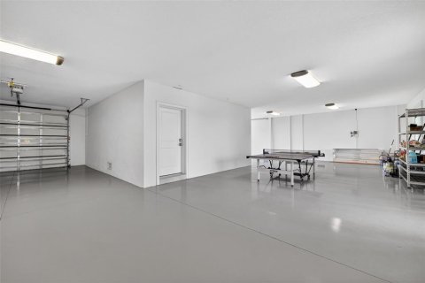 Casa en venta en Treasure Island, Florida, 4 dormitorios, 416.85 m2 № 2127144 - foto 13