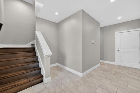 Casa en venta en Treasure Island, Florida, 4 dormitorios, 416.85 m2 № 2127144 - foto 6