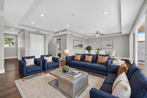 Casa en venta en Treasure Island, Florida, 4 dormitorios, 416.85 m2 № 2127144 - foto 27