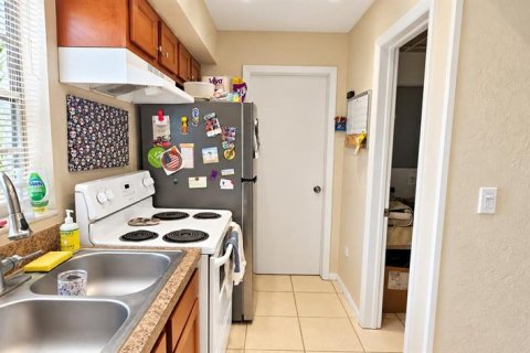 Immobilier commercial à vendre à Saint Petersburg, Floride: 4 chambres, 194.26 m2 № 2415349 - photo 17