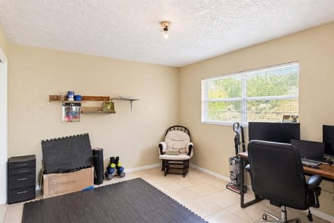 Immobilier commercial à vendre à Saint Petersburg, Floride: 4 chambres, 194.26 m2 № 2415349 - photo 22