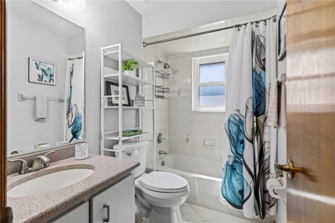 Villa ou maison à louer à Ormond Beach, Floride: 3 chambres, 183.11 m2 № 2414000 - photo 17