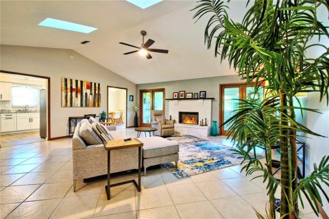 Villa ou maison à louer à Ormond Beach, Floride: 3 chambres, 183.11 m2 № 2414000 - photo 8