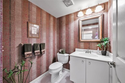 Copropriété à vendre à Pompano Beach, Floride: 2 chambres, 171.31 m2 № 2190079 - photo 18