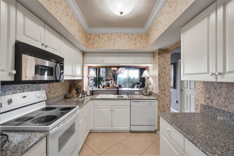 Copropriété à vendre à Pompano Beach, Floride: 2 chambres, 171.31 m2 № 2190079 - photo 5