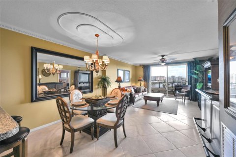 Copropriété à vendre à Pompano Beach, Floride: 2 chambres, 171.31 m2 № 2190079 - photo 8