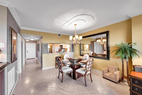 Copropriété à vendre à Pompano Beach, Floride: 2 chambres, 171.31 m2 № 2190079 - photo 4