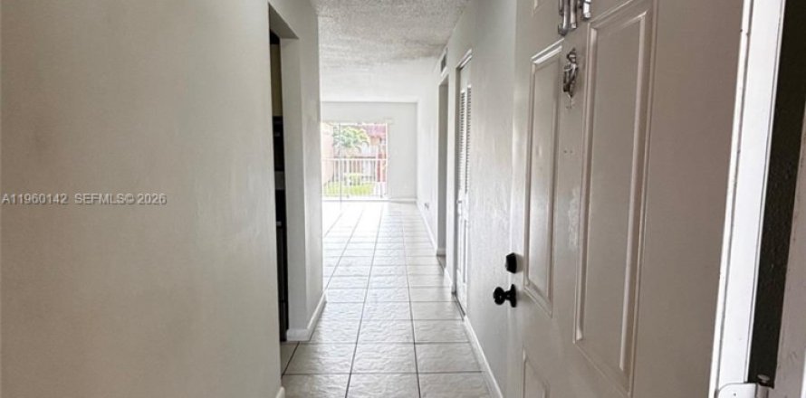 Condo à Miami, Floride, 2 chambres № 2023535