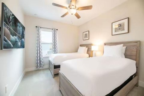 Touwnhouse à vendre à Four Corners, Floride: 3 chambres, 154.12 m2 № 2203177 - photo 8