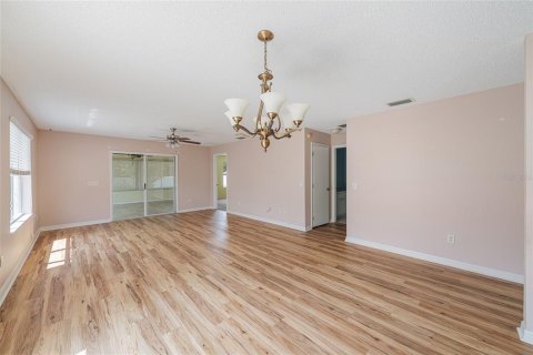 Casa en venta en The Villages, Florida, 3 dormitorios, 137.77 m2 № 2228489 - foto 6