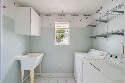 Casa en venta en The Villages, Florida, 3 dormitorios, 137.77 m2 № 2228489 - foto 28