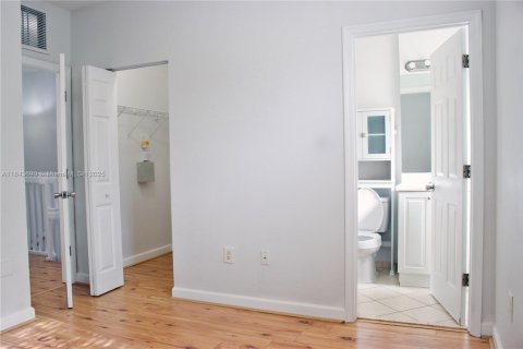 Townhouse in Homestead, Florida 3 bedrooms, 123.1 sq.m. № 1849008 - photo 15