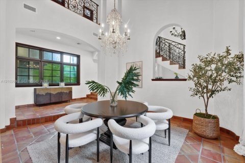 Villa ou maison à vendre à Pinecrest, Floride: 6 chambres, 664.53 m2 № 2412017 - photo 26