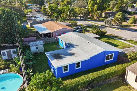 Commercial property in North Lauderdale, Florida № 2009766 - photo 23