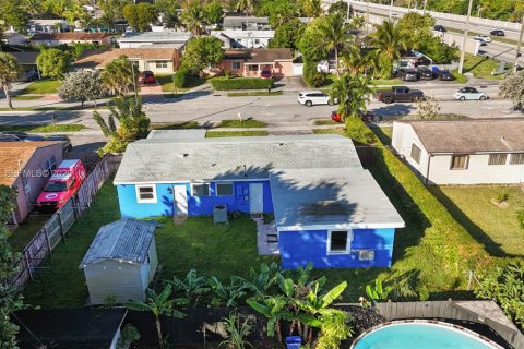 Commercial property in North Lauderdale, Florida № 2009766 - photo 26