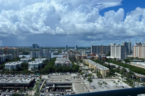 Condo in Sunny Isles Beach, Florida, 3 bedrooms  № 1726788 - photo 22