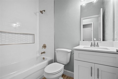 Casa en venta en Gainesville, Florida, 4 dormitorios, 176.51 m2 № 1372186 - foto 11