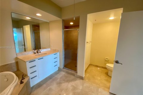 Appartement à louer à North Miami, Floride: 2 chambres, 170.38 m2 № 2384997 - photo 19