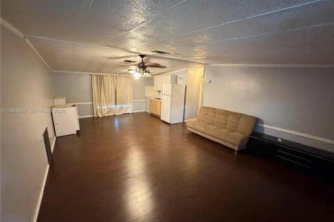 Appartement à louer à Miami Gardens, Floride: 2 chambres № 2267981 - photo 3