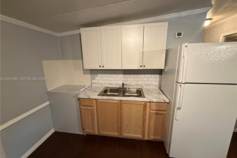 Appartement à louer à Miami Gardens, Floride: 2 chambres № 2267981 - photo 7