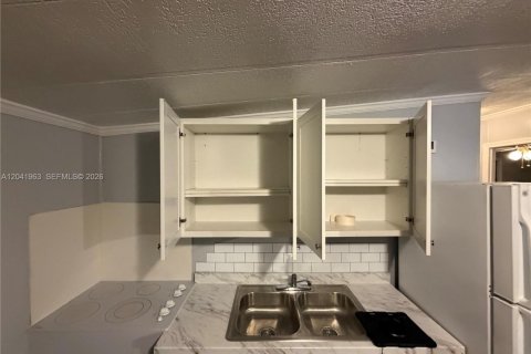 Appartement à louer à Miami Gardens, Floride: 2 chambres № 2267981 - photo 9