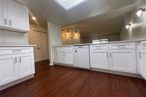 House in Tampa, Florida 2 bedrooms, 108.32 sq.m. № 1816701 - photo 29