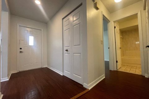House in Tampa, Florida 2 bedrooms, 108.32 sq.m. № 1816701 - photo 24