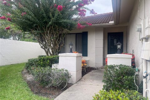 House in Tampa, Florida 2 bedrooms, 108.32 sq.m. № 1816701 - photo 7