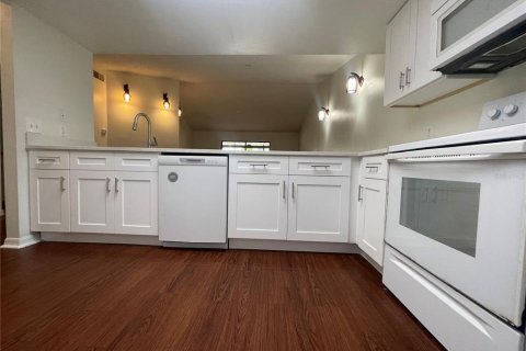 House in Tampa, Florida 2 bedrooms, 108.32 sq.m. № 1816701 - photo 30