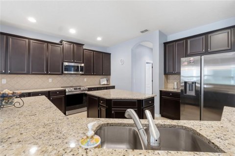 Villa ou maison à vendre à DeLand, Floride: 4 chambres, 273.88 m2 № 2436669 - photo 8
