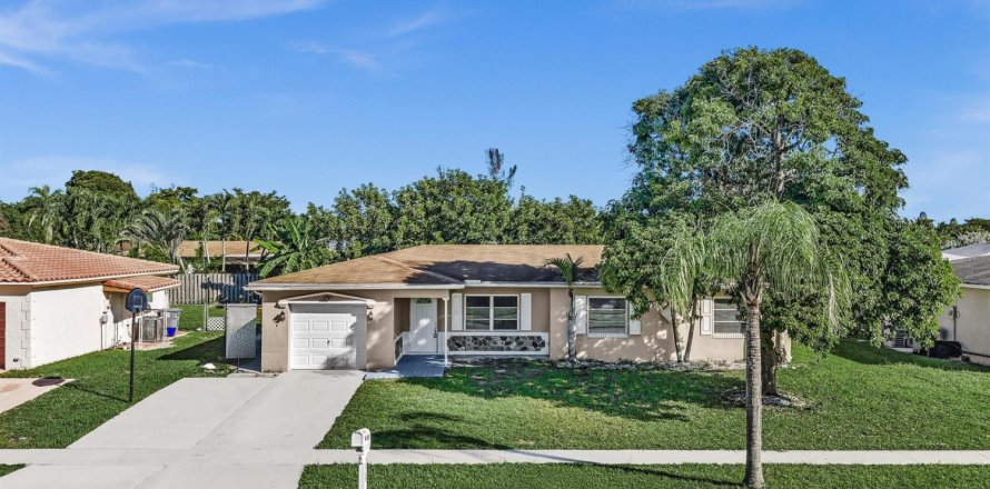 Casa en Boca Raton, Florida 3 dormitorios, 125.98 m2 № 2429701