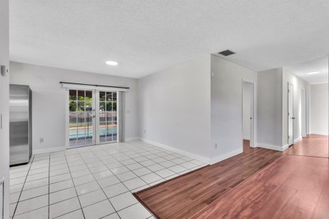 Casa en alquiler en Boca Raton, Florida, 3 dormitorios, 125.98 m2 № 2429701 - foto 15
