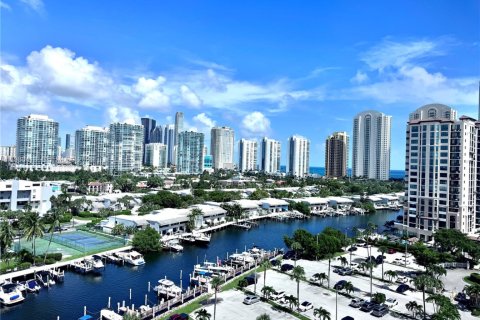 Condo à Sunny Isles Beach, Floride, 2 chambres № 2079931