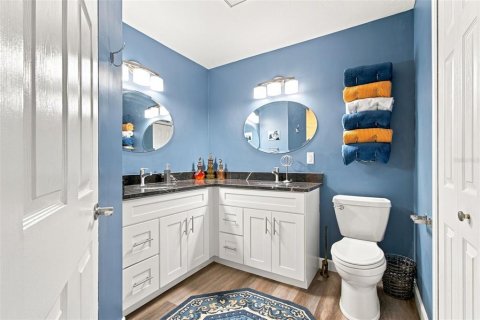 House in Palm Harbor, Florida 3 bedrooms, 149.57 sq.m. № 2355766 - photo 30
