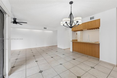 Copropriété à vendre à Miami, Floride: 2 chambres, 124.49 m2 № 2269315 - photo 4