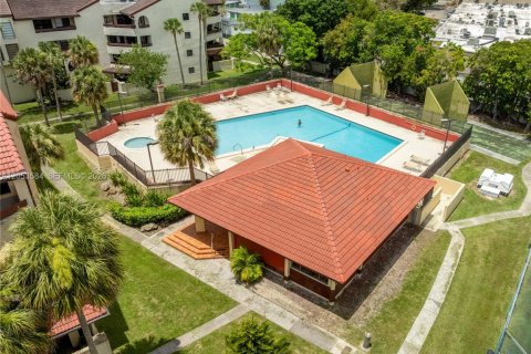 Copropriété à vendre à Miami, Floride: 2 chambres, 124.49 m2 № 2269315 - photo 29