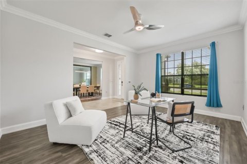 House in Orlando, Florida 5 bedrooms, 459.59 sq.m. № 2236866 - photo 8