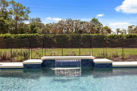 House in Orlando, Florida 5 bedrooms, 459.59 sq.m. № 2236866 - photo 26