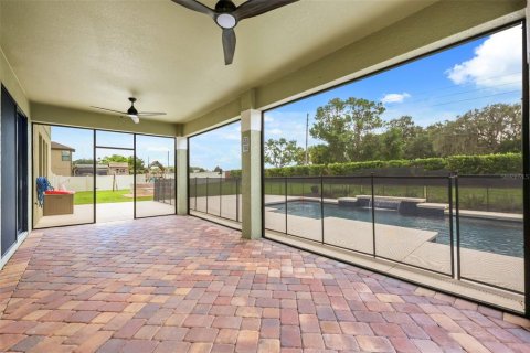 House in Orlando, Florida 5 bedrooms, 459.59 sq.m. № 2236866 - photo 25