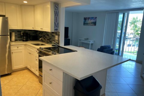 Copropriété à louer à Fort Lauderdale, Floride: 1 chambre, 65.4 m2 № 2279023 - photo 4
