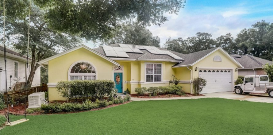House in Fernandina Beach, Florida 5 bedrooms, 311.13 sq.m. № 767337