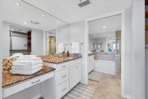 Condominio en venta en Placida, Florida, 3 dormitorios, 193.7 m2 № 2097670 - foto 15