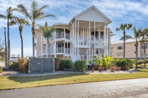 Condominio en venta en Placida, Florida, 3 dormitorios, 193.7 m2 № 2097670 - foto 2