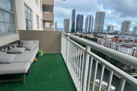 Condo à Sunny Isles Beach, Floride, 2 chambres  № 1997003