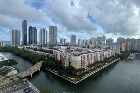 Copropriété à louer à Sunny Isles Beach, Floride: 2 chambres, 118.45 m2 № 1997003 - photo 5