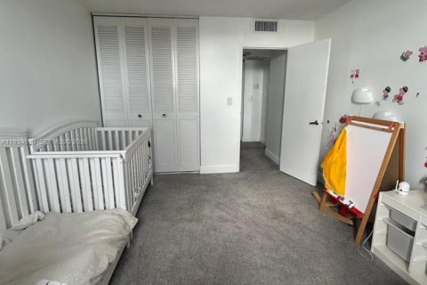 Copropriété à louer à Sunny Isles Beach, Floride: 2 chambres, 118.45 m2 № 1997003 - photo 13