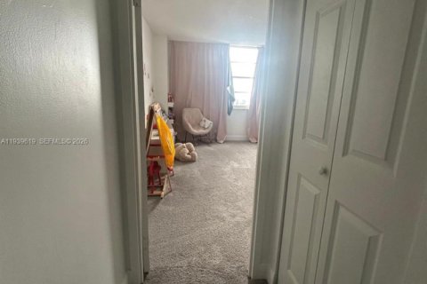 Copropriété à louer à Sunny Isles Beach, Floride: 2 chambres, 118.45 m2 № 1997003 - photo 11