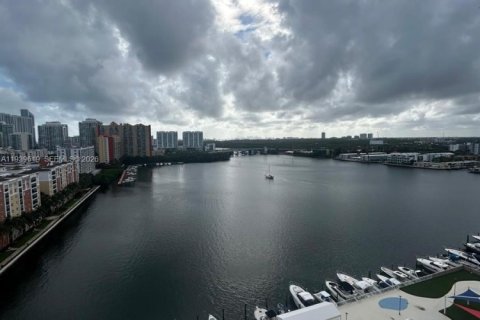 Copropriété à louer à Sunny Isles Beach, Floride: 2 chambres, 118.45 m2 № 1997003 - photo 6