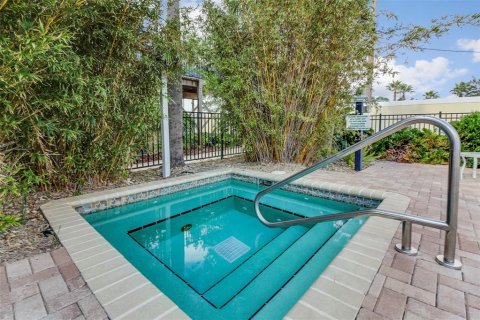 Condo in Merrit Island, Florida, 3 bedrooms  № 1613036 - photo 23